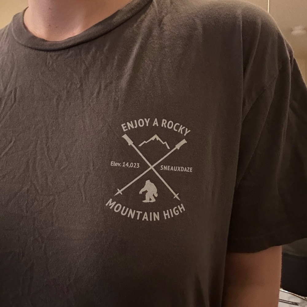 Skiing t shirt